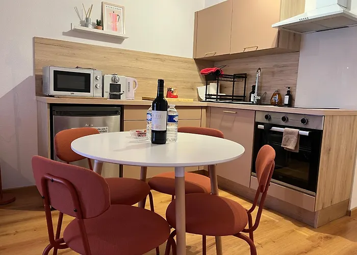 St Dominique - T2 Cosy Avec Parking Apartmán